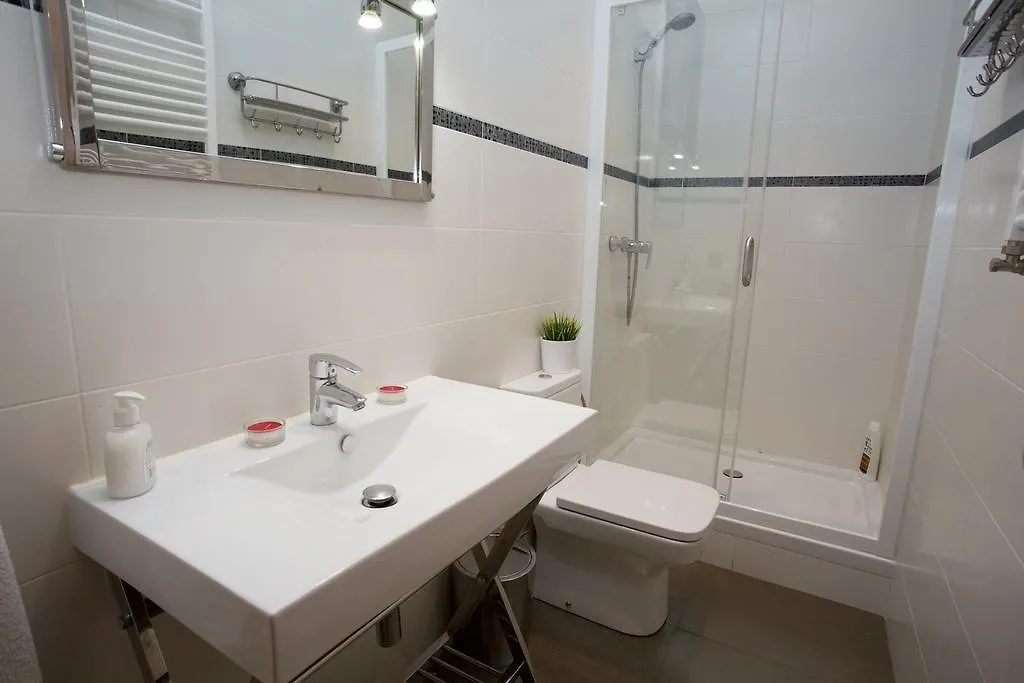 Hostal Excellence Barcelona 0*,  Spain